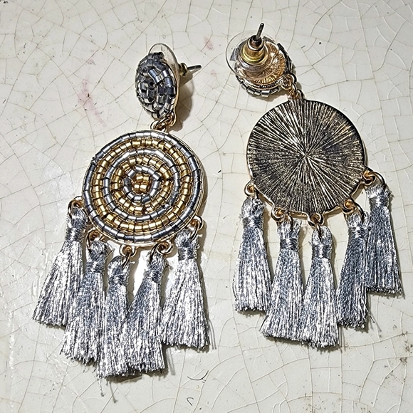 Silver and gold seed Bead tassle bohemian dreamcatcher earrings - Picture 4 of 7